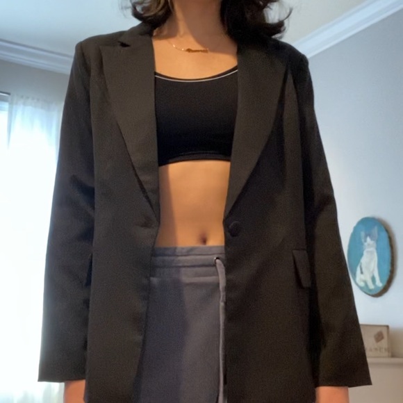 Blazer - Picture 6 of 6